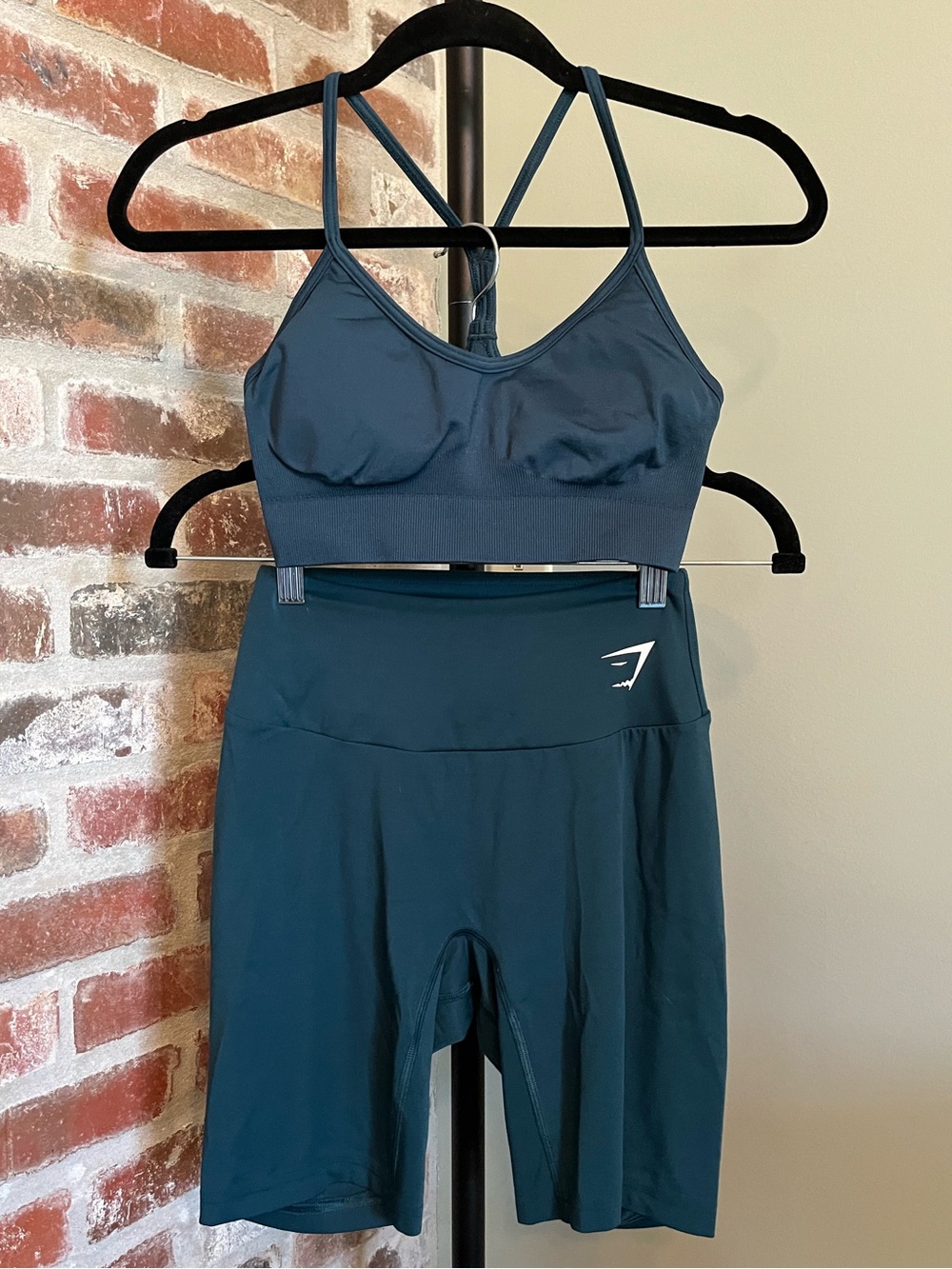 GymShark teal sports bra biker short set | size small